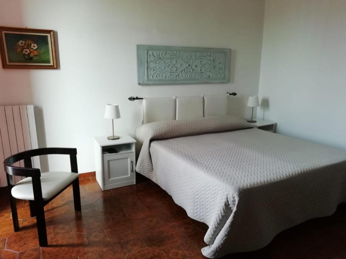Bed and Breakfast Ma.Di Bb Рокка-Сан-Джованни Экстерьер фото