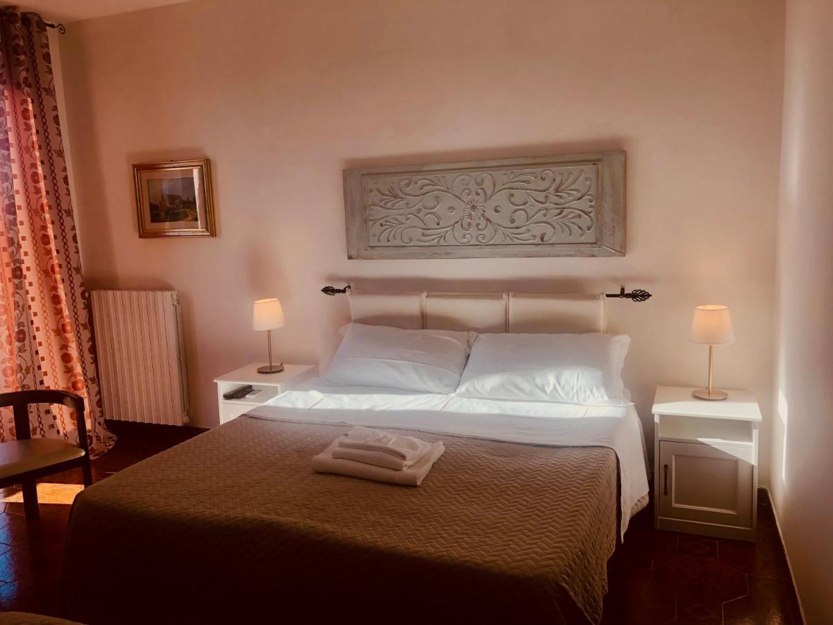 Bed and Breakfast Ma.Di Bb Рокка-Сан-Джованни Экстерьер фото