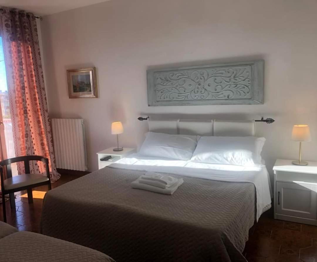 Bed and Breakfast Ma.Di Bb Рокка-Сан-Джованни Экстерьер фото